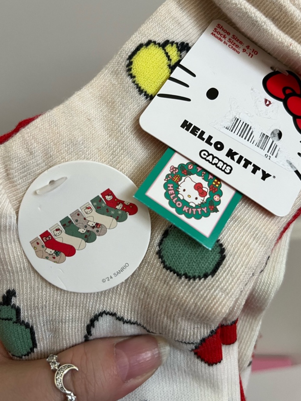 Hello Kitty Christmas socks - Picture 4 of 4